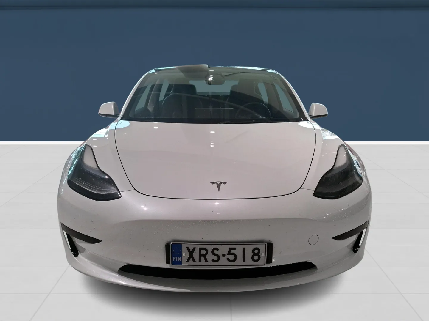 Autokuva 2 - XRS-518