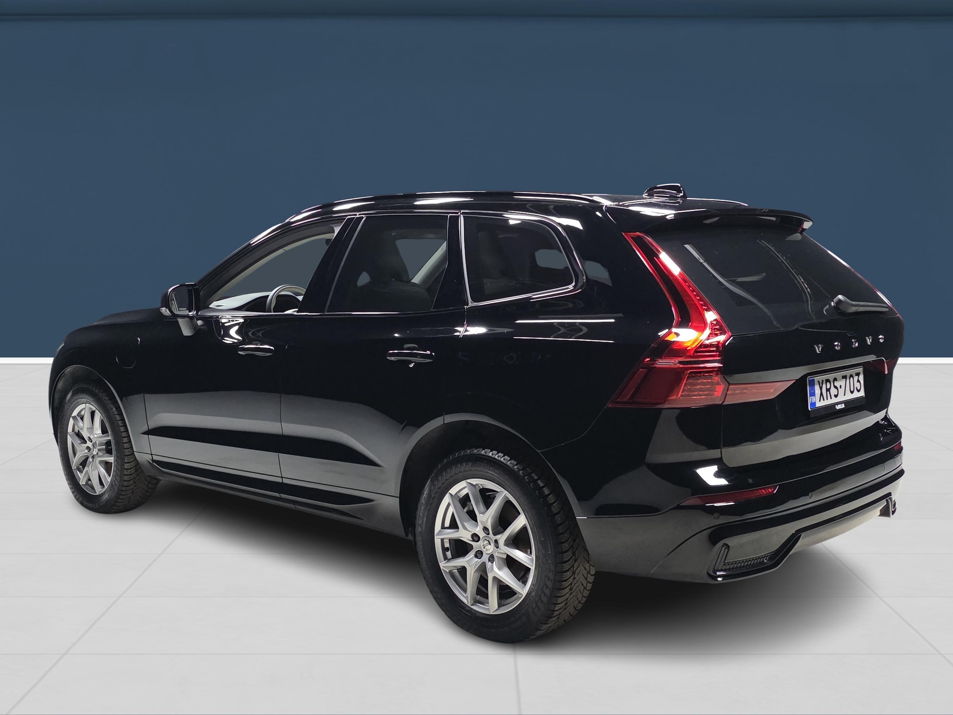 Volvo XC60 2023, kuva 6/18