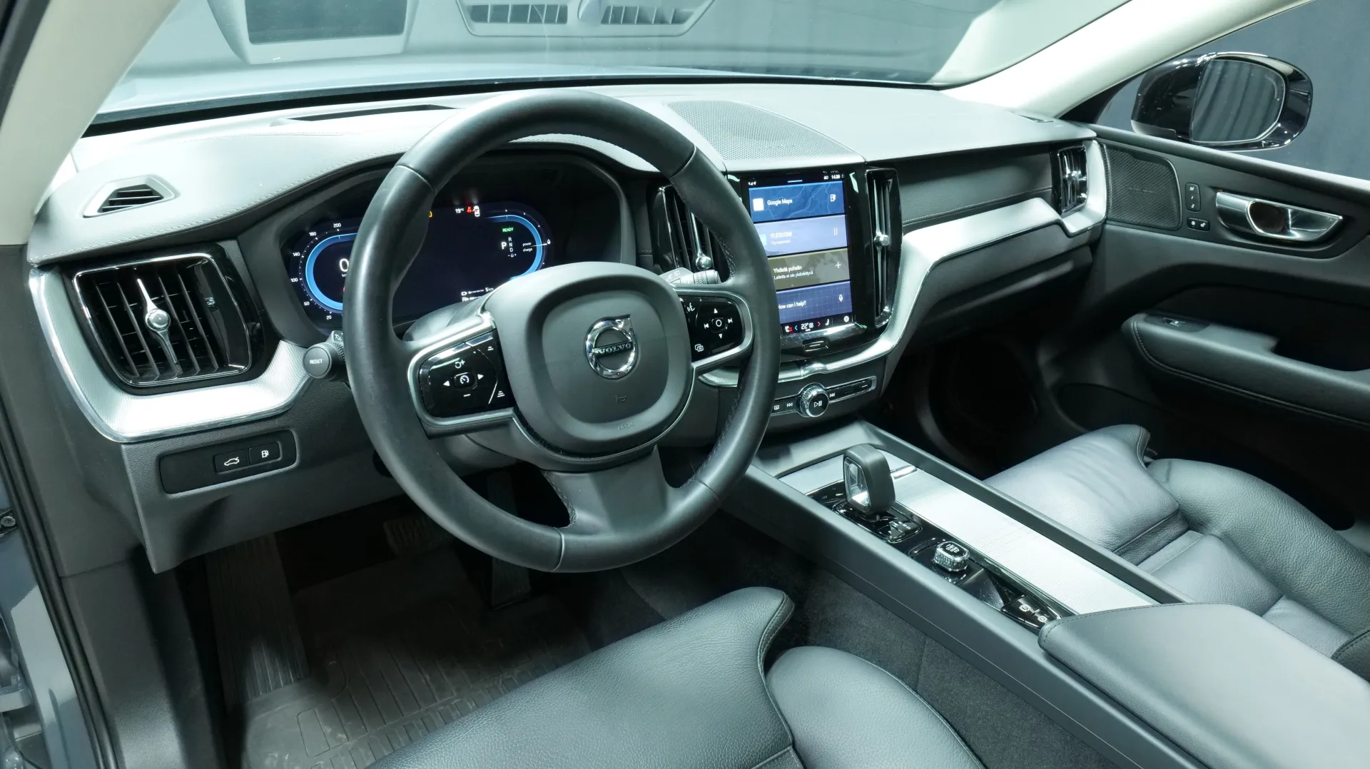 Autokuva 14 - XRT-128