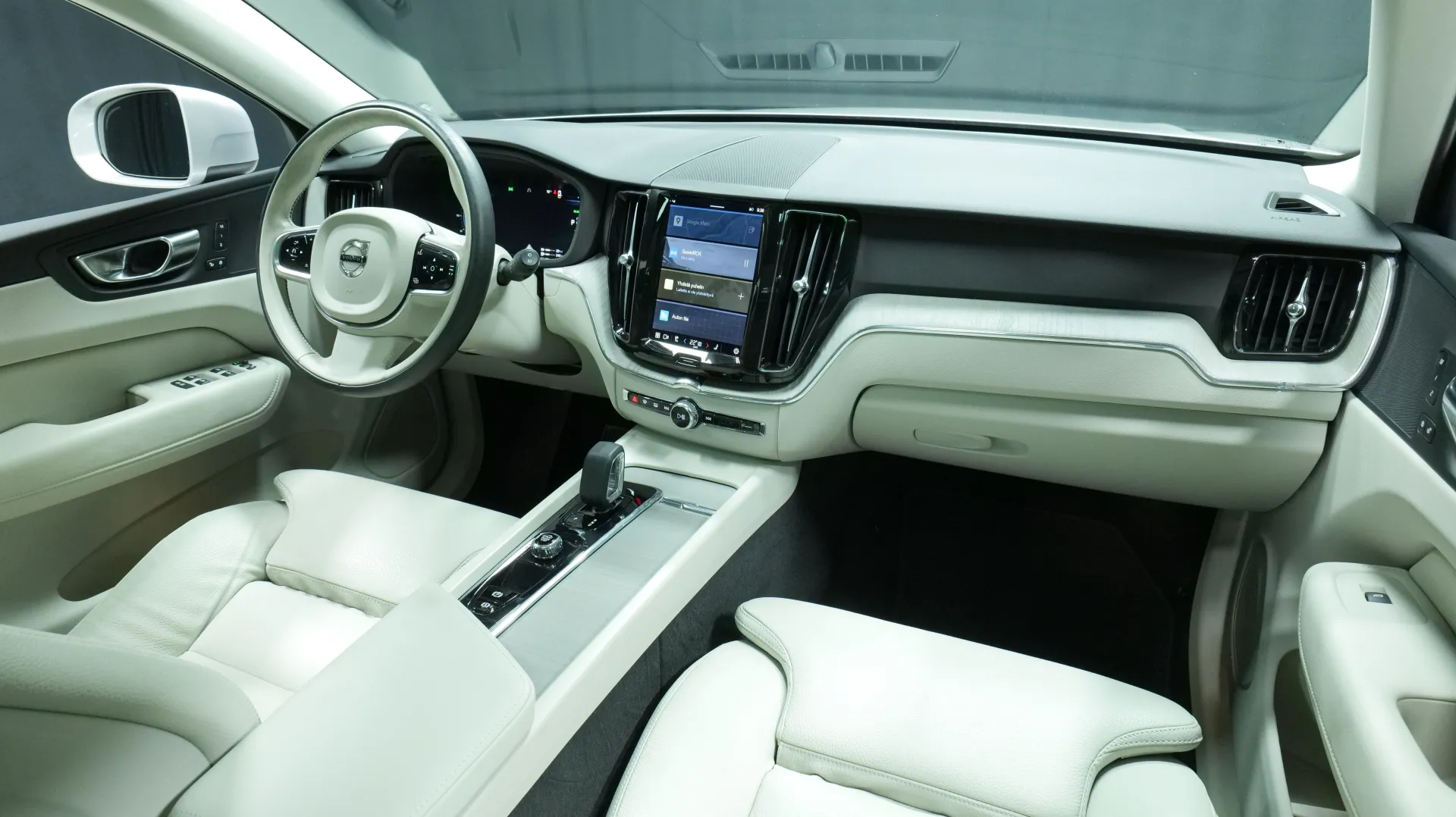 Autokuva 18 - XRT-142