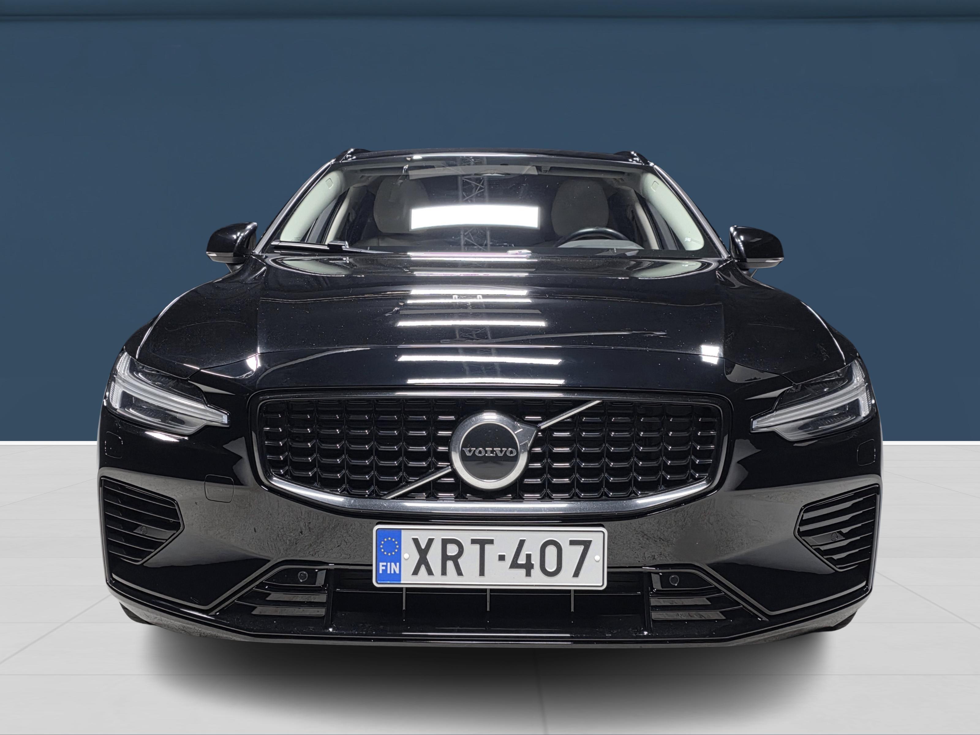 Volvo V60 2023, kuva 2/16