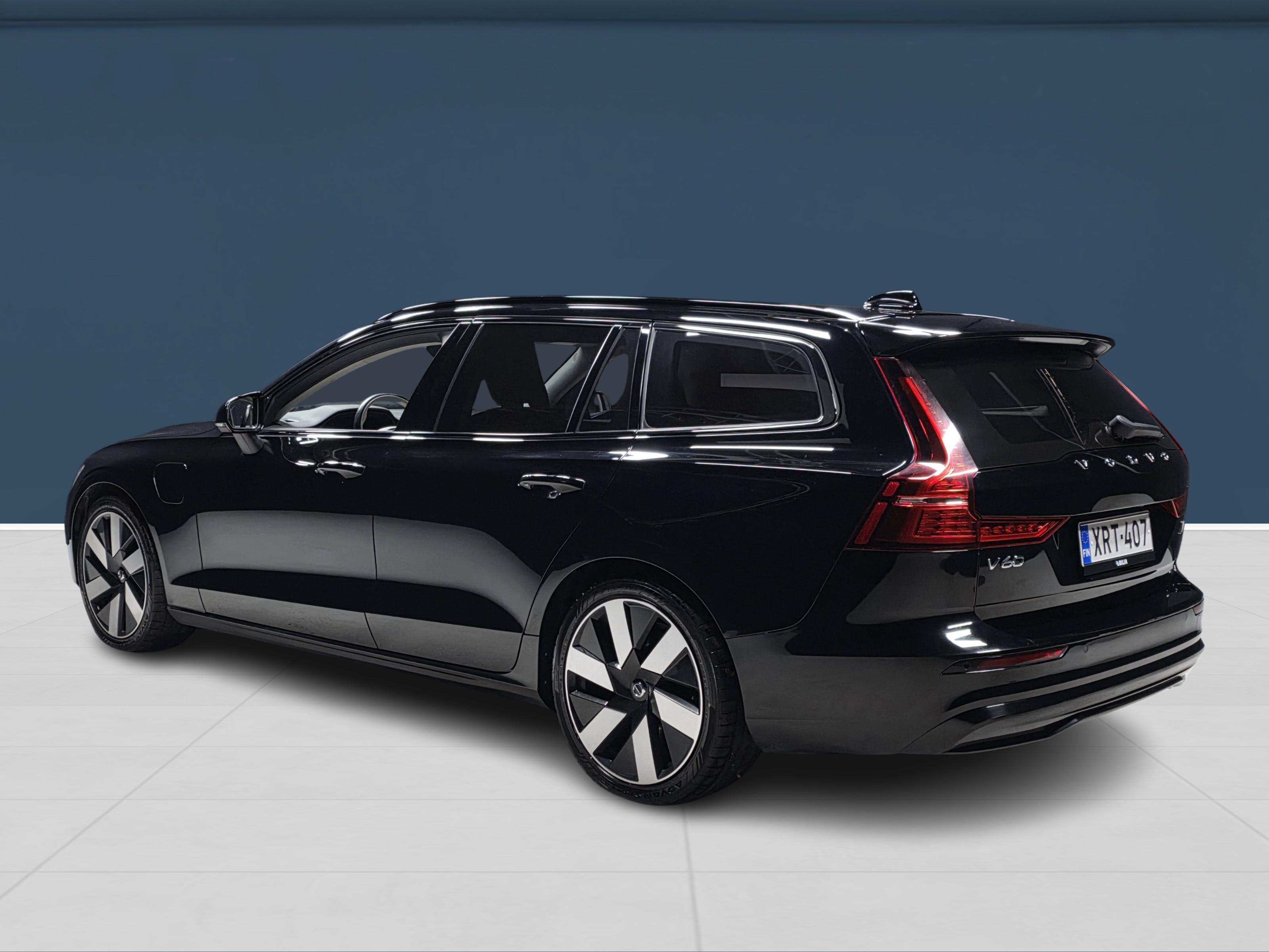 Volvo V60 2023, kuva 6/16