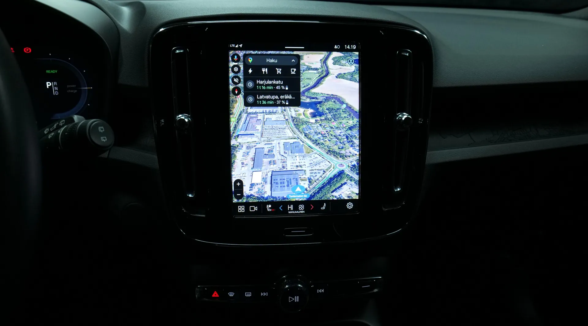 Autokuva 7 - XRX-601