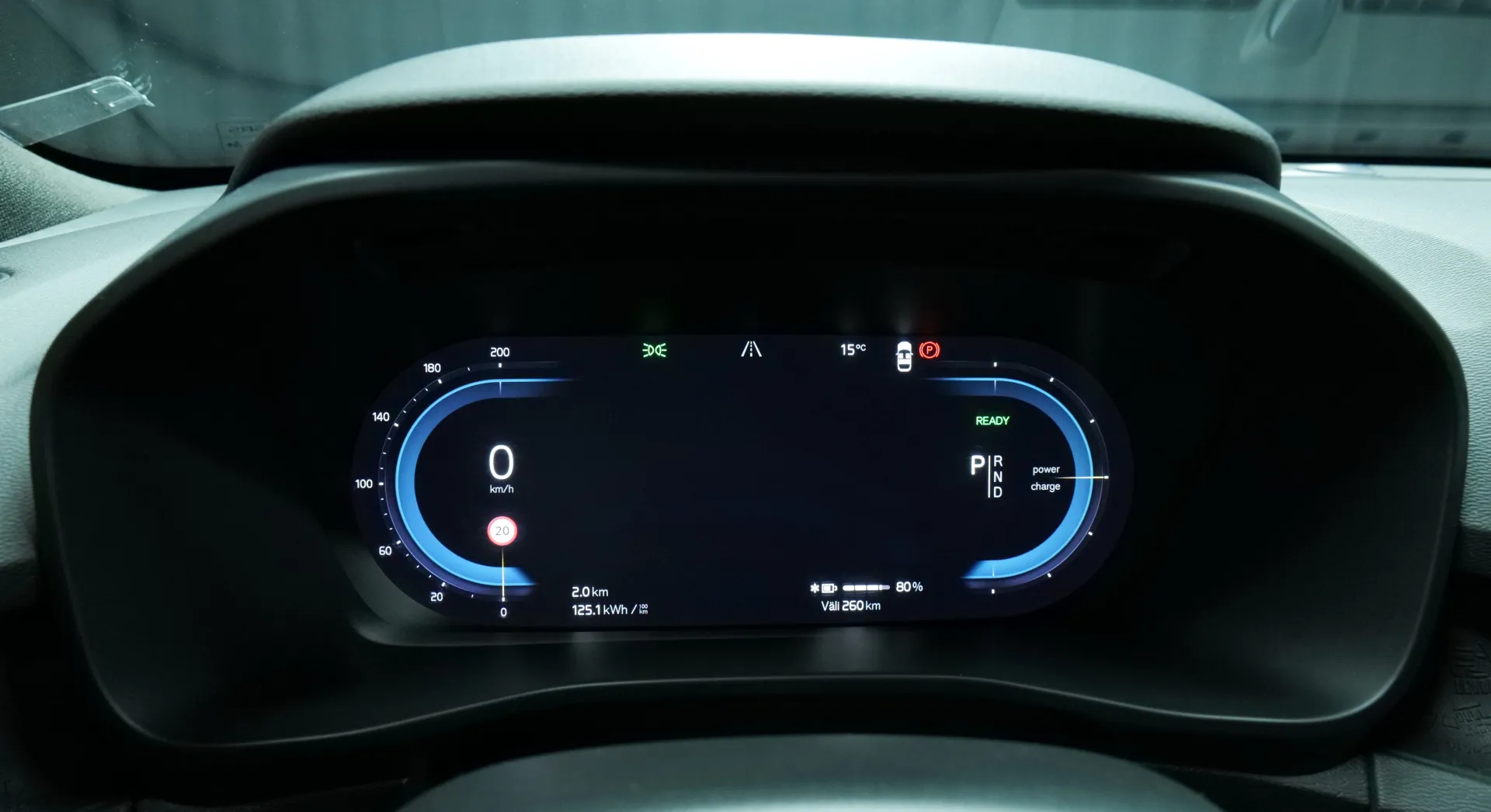 Autokuva 6 - XRX-601