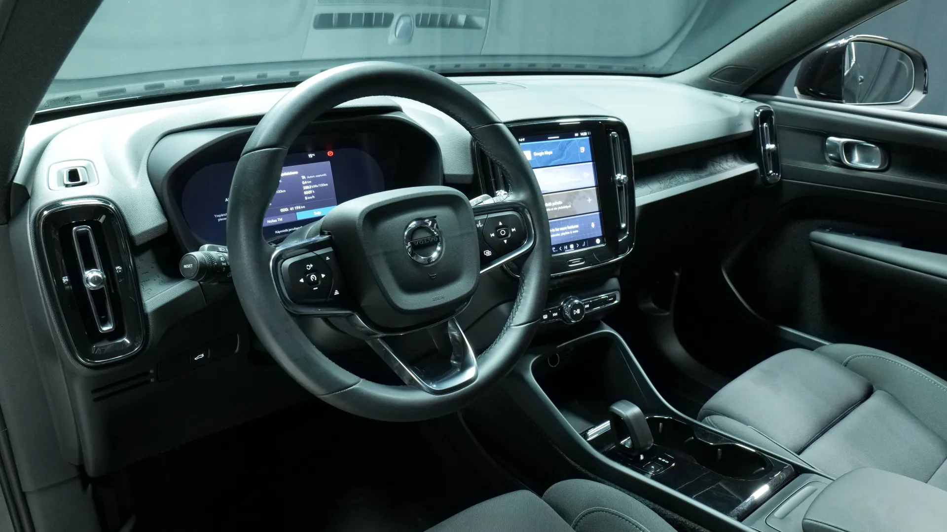 Autokuva 13 - XRX-601