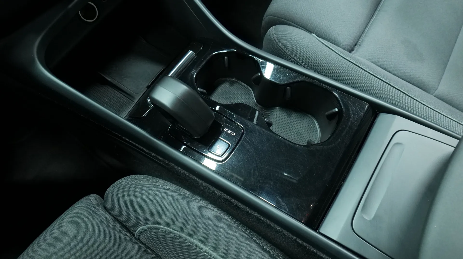 Autokuva 10 - XRX-601