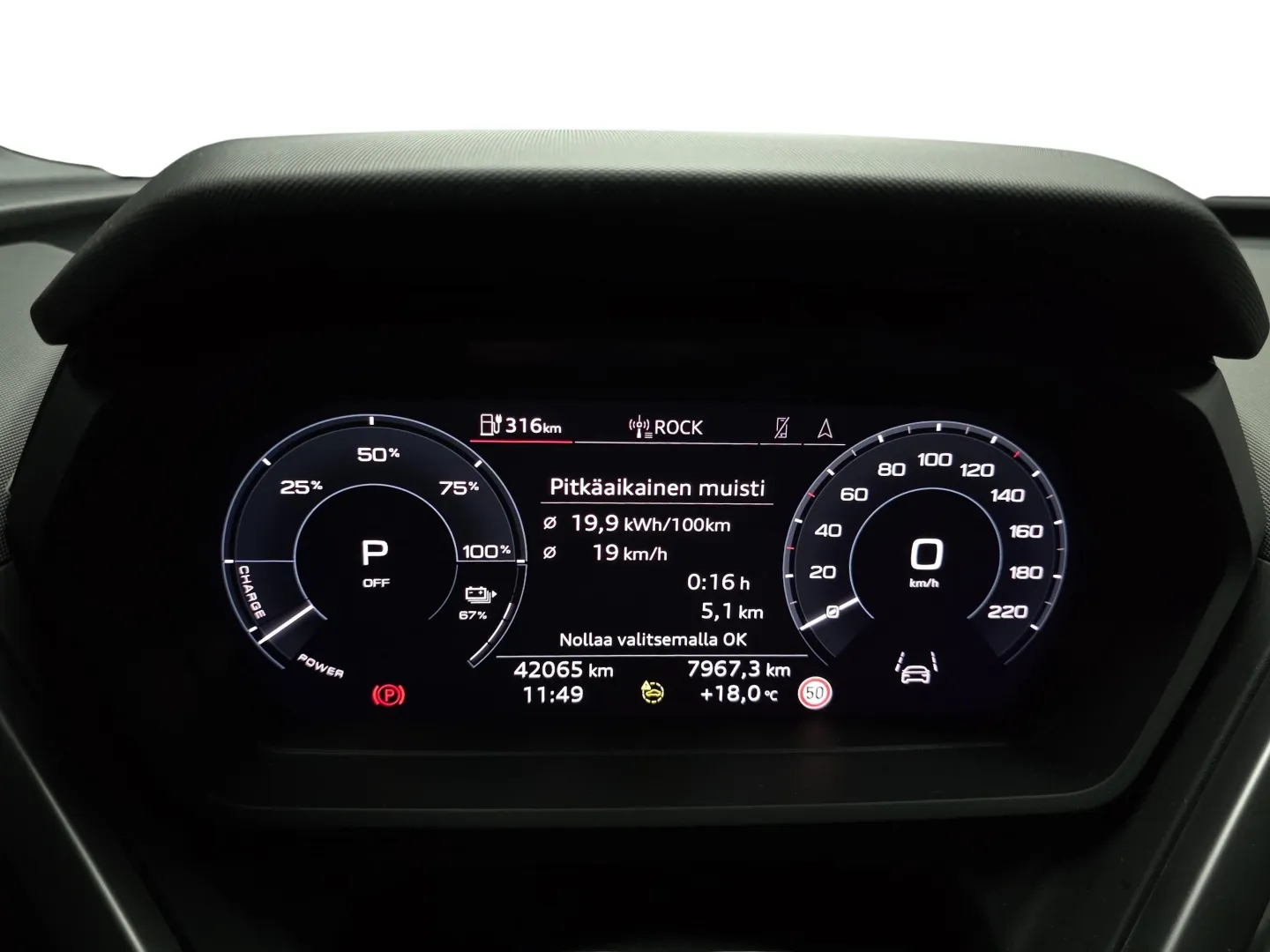 Autokuva 7 - XRX-610