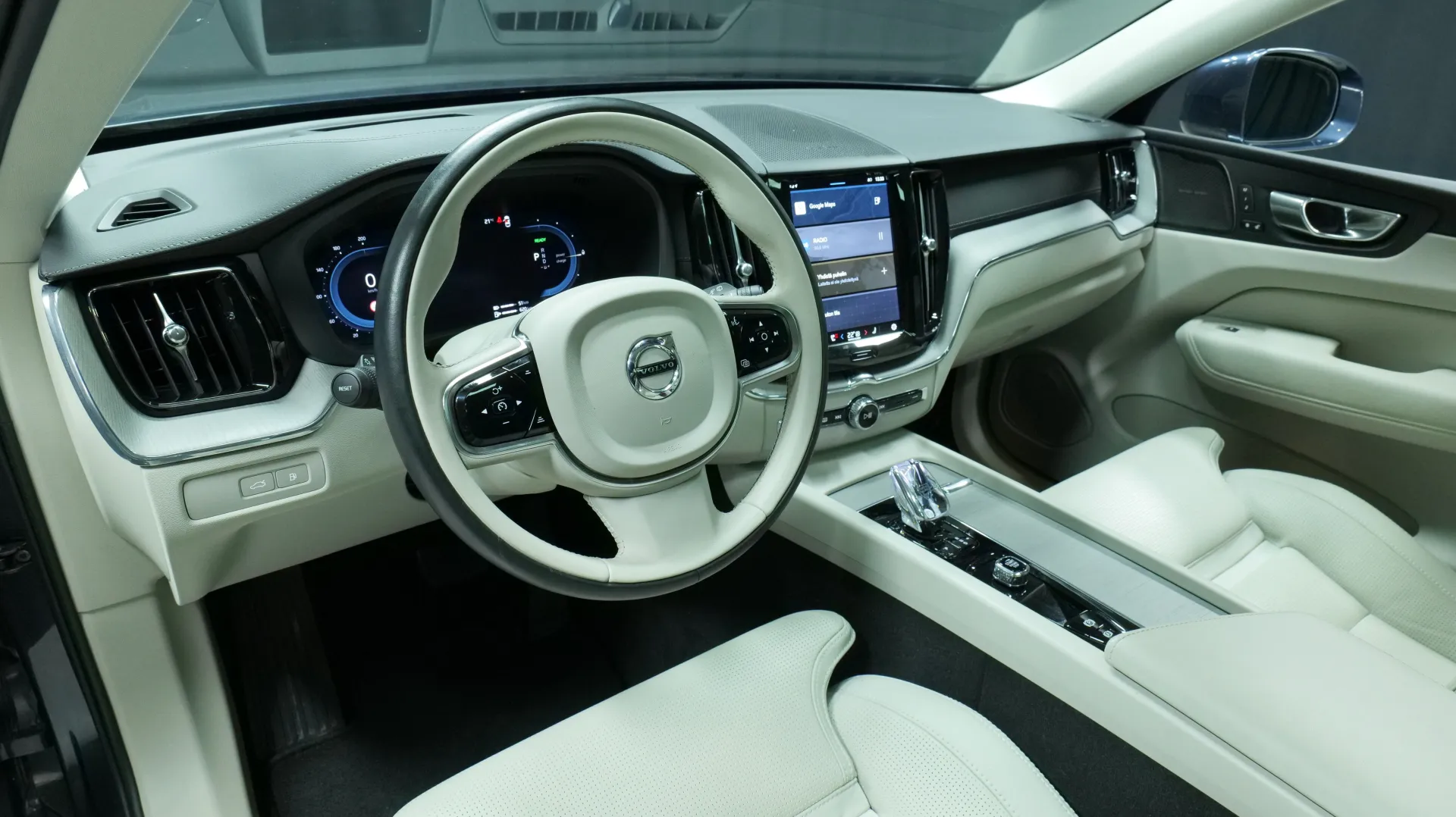 Autokuva 13 - XSJ-173