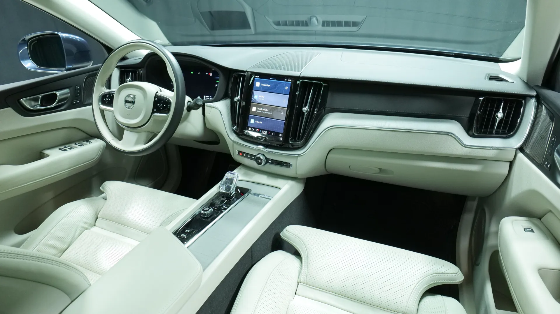 Autokuva 19 - XSJ-173