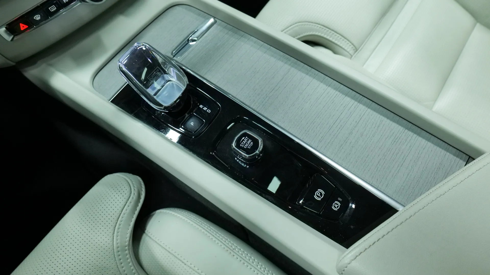 Autokuva 9 - XSJ-173