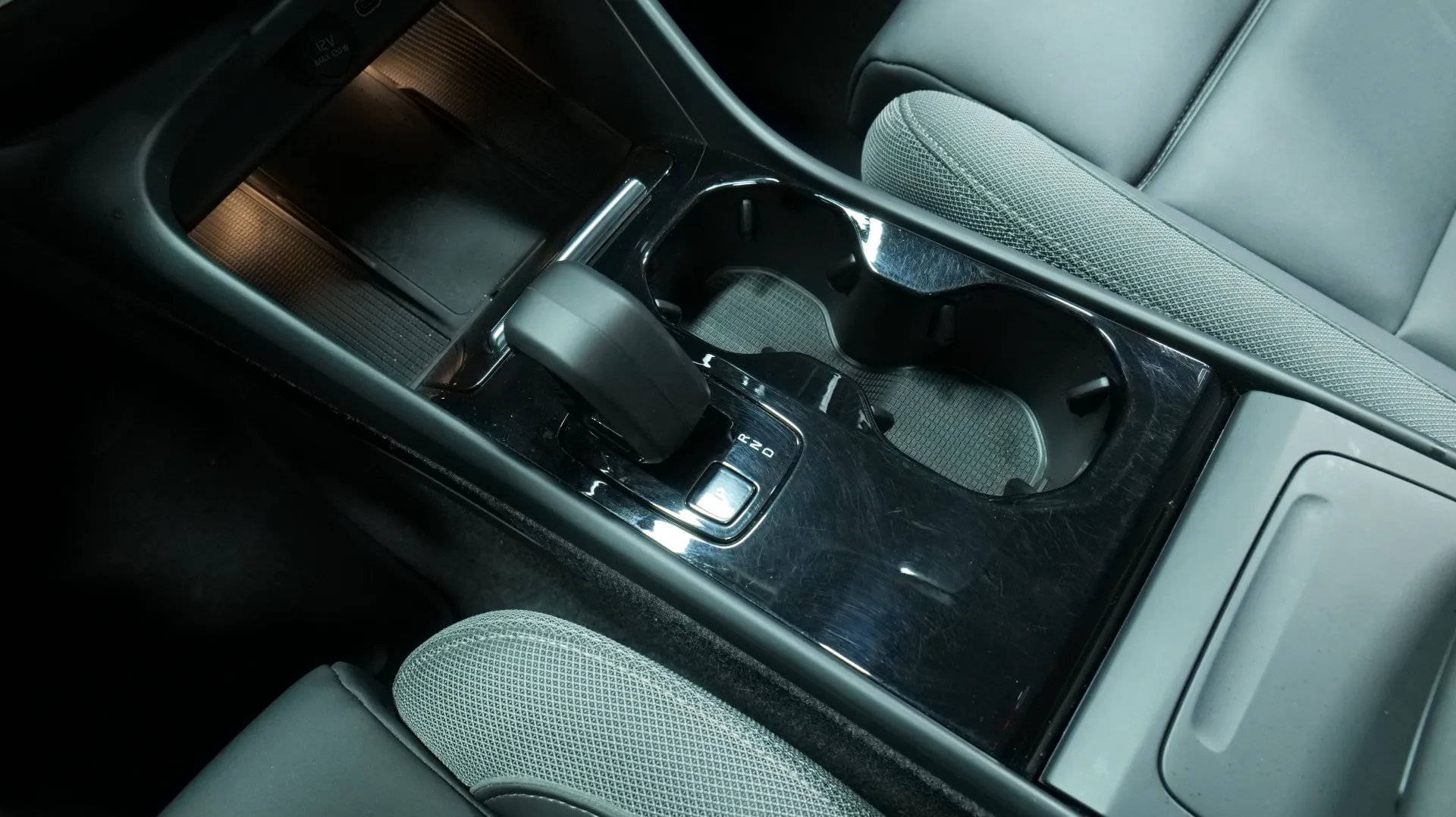 Autokuva 9 - XSL-783