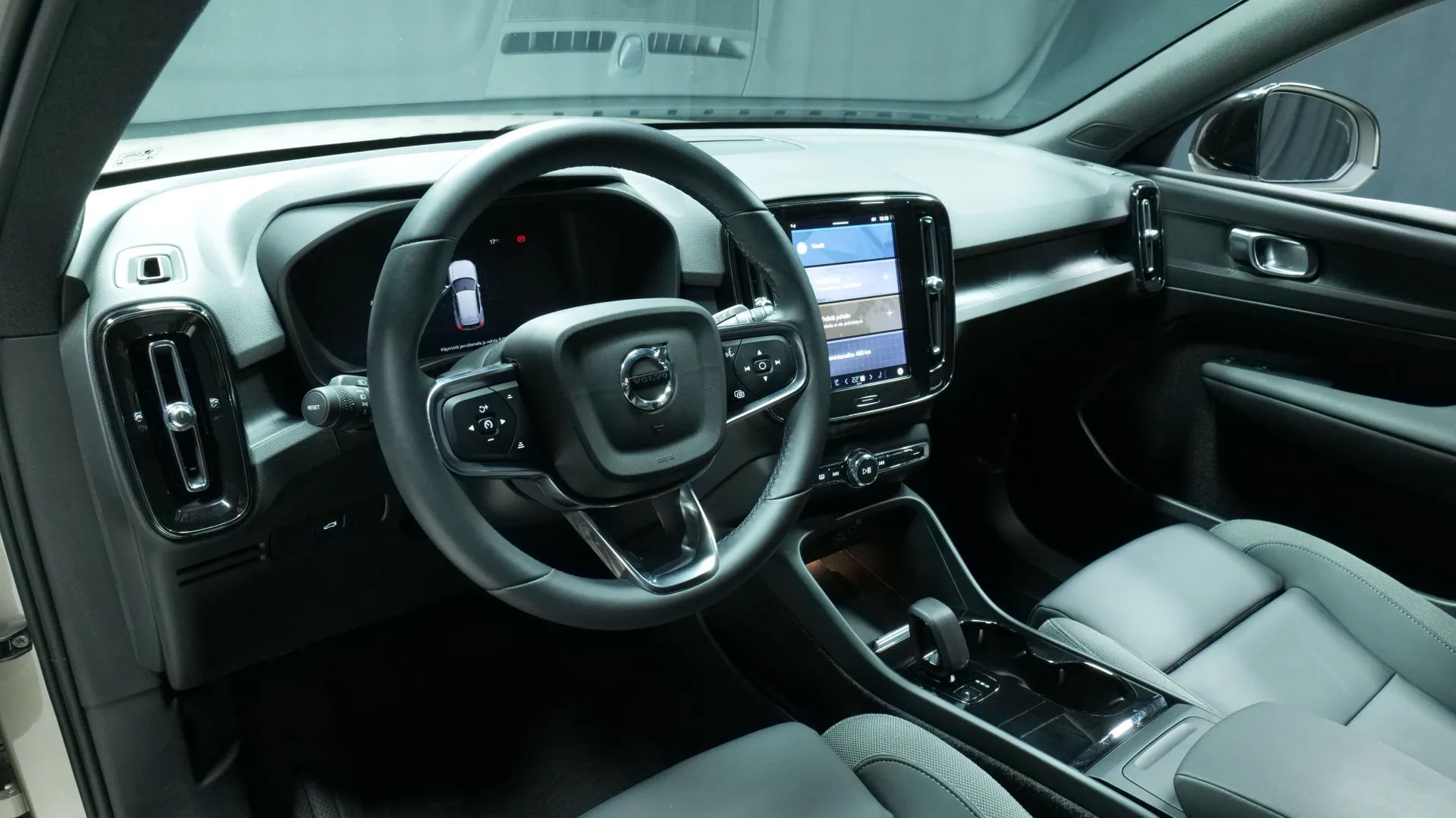 Autokuva 11 - XSL-783