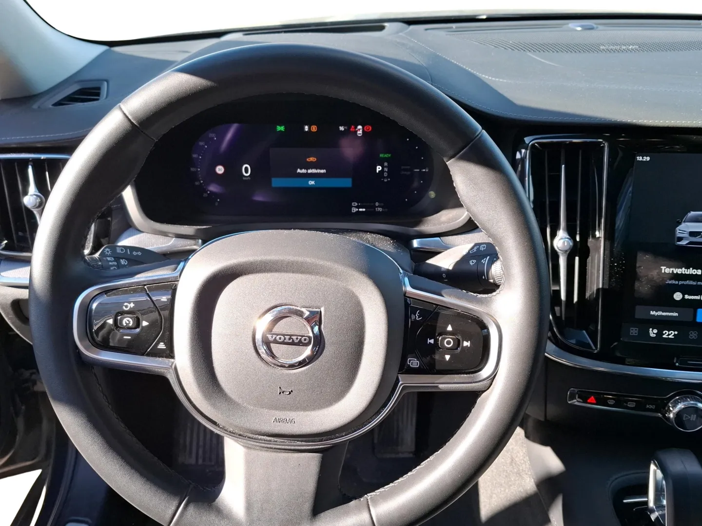 Autokuva 5 - XSR-903
