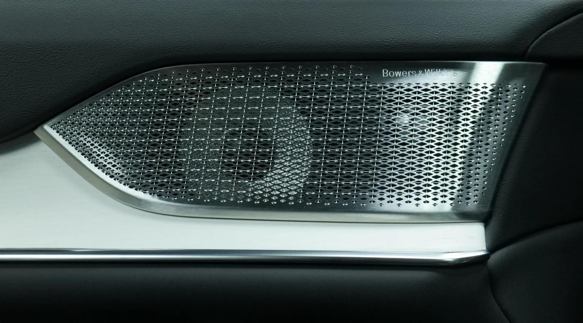 Autokuva 10 - XSV-605