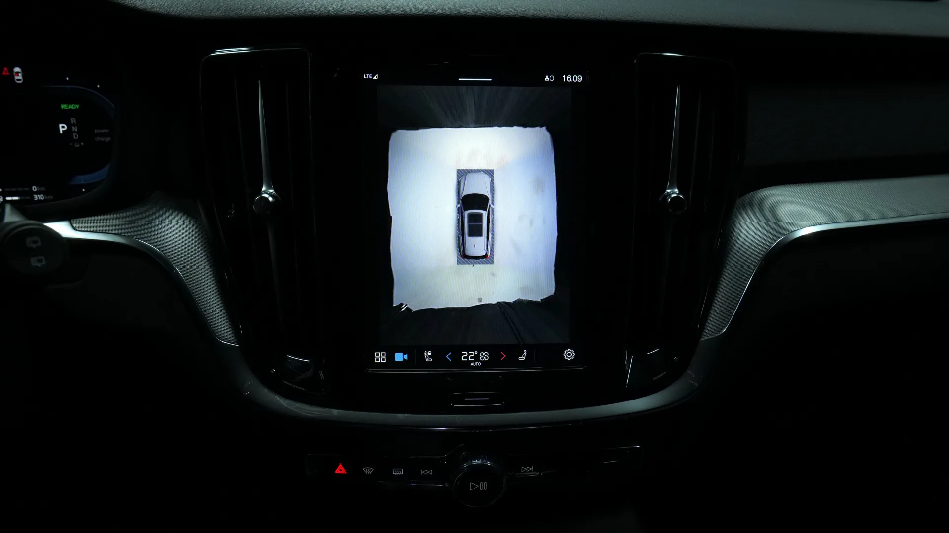 Autokuva 7 - XSV-621