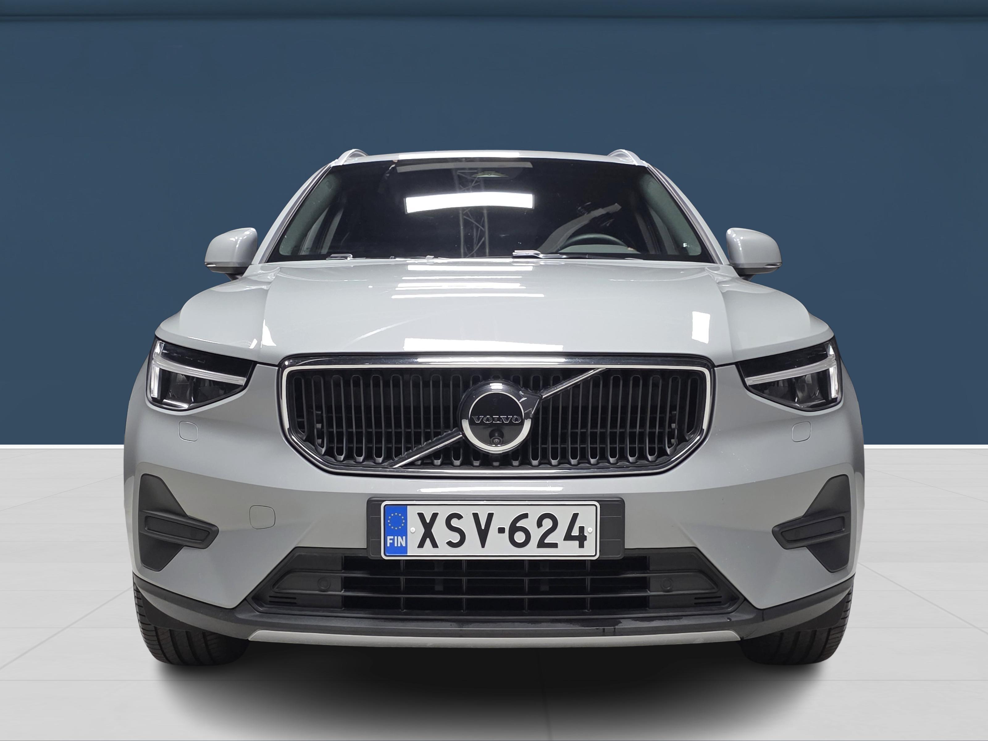 Volvo XC40 B3 MHEV Edition DCT aut 2025, kuva 2/16