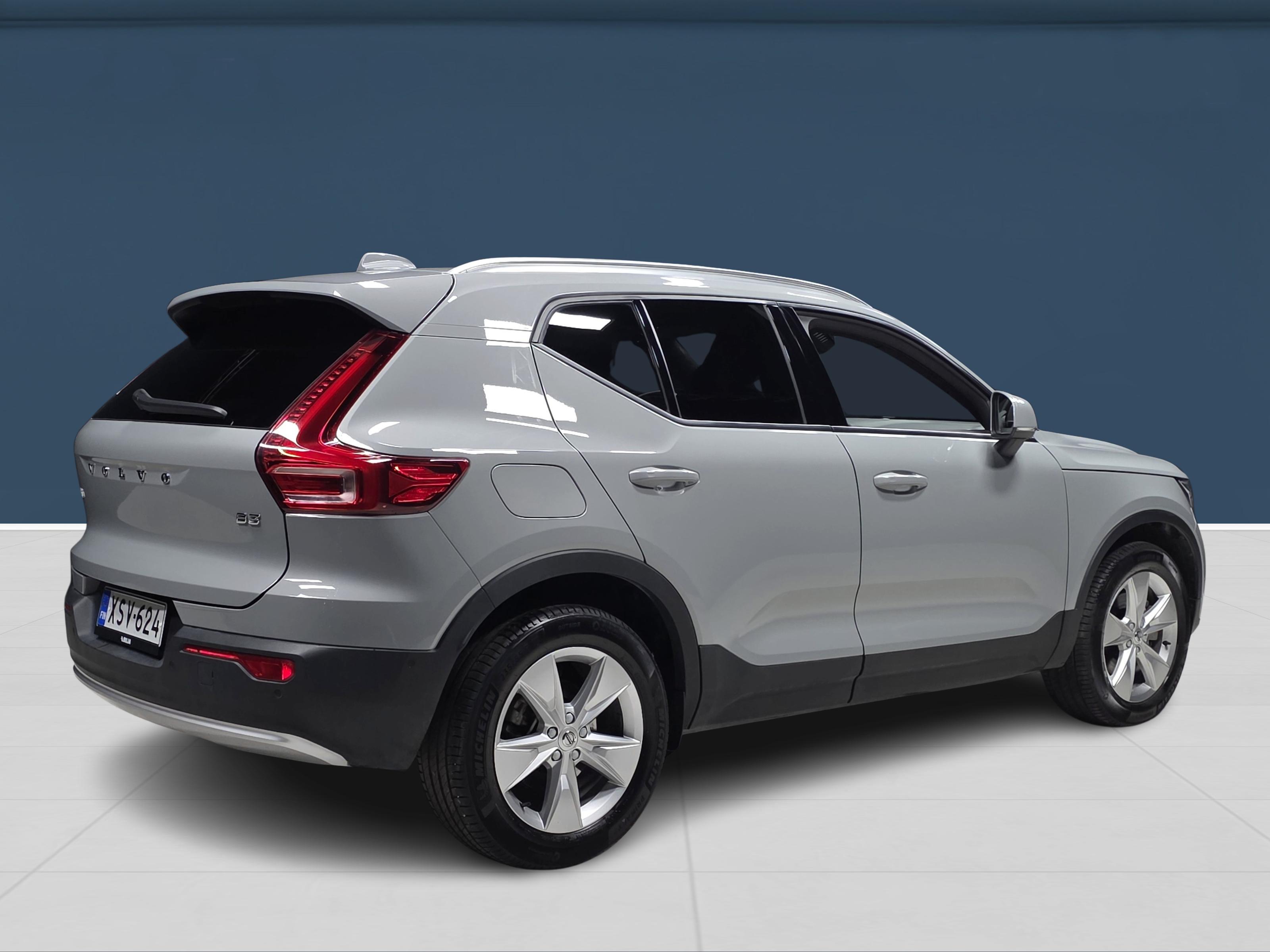 Volvo XC40 B3 MHEV Edition DCT aut 2025, kuva 4/16