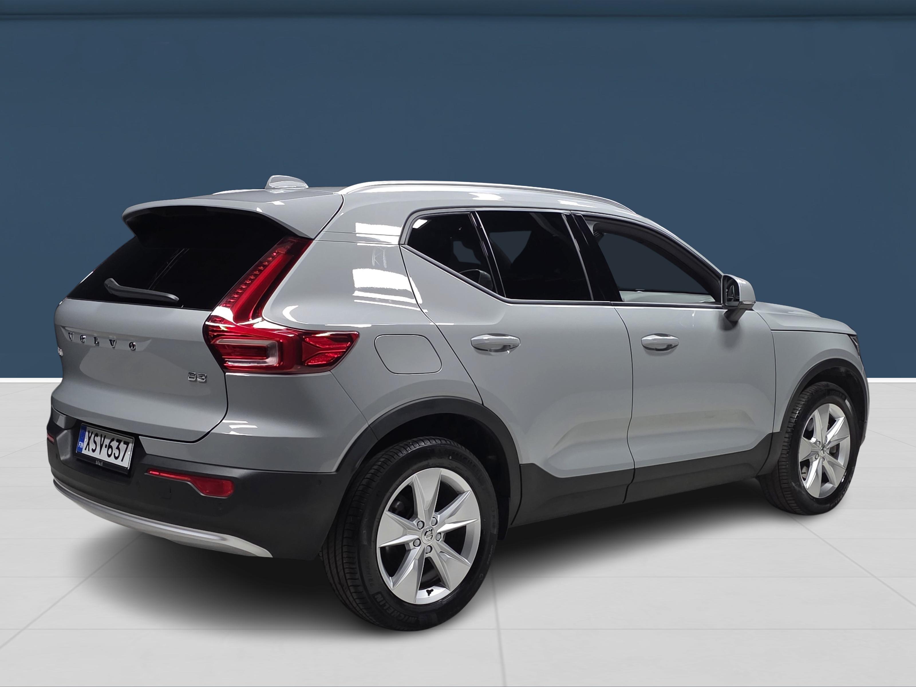 Volvo XC40 B3 MHEV Edition DCT aut 2025, kuva 4/16