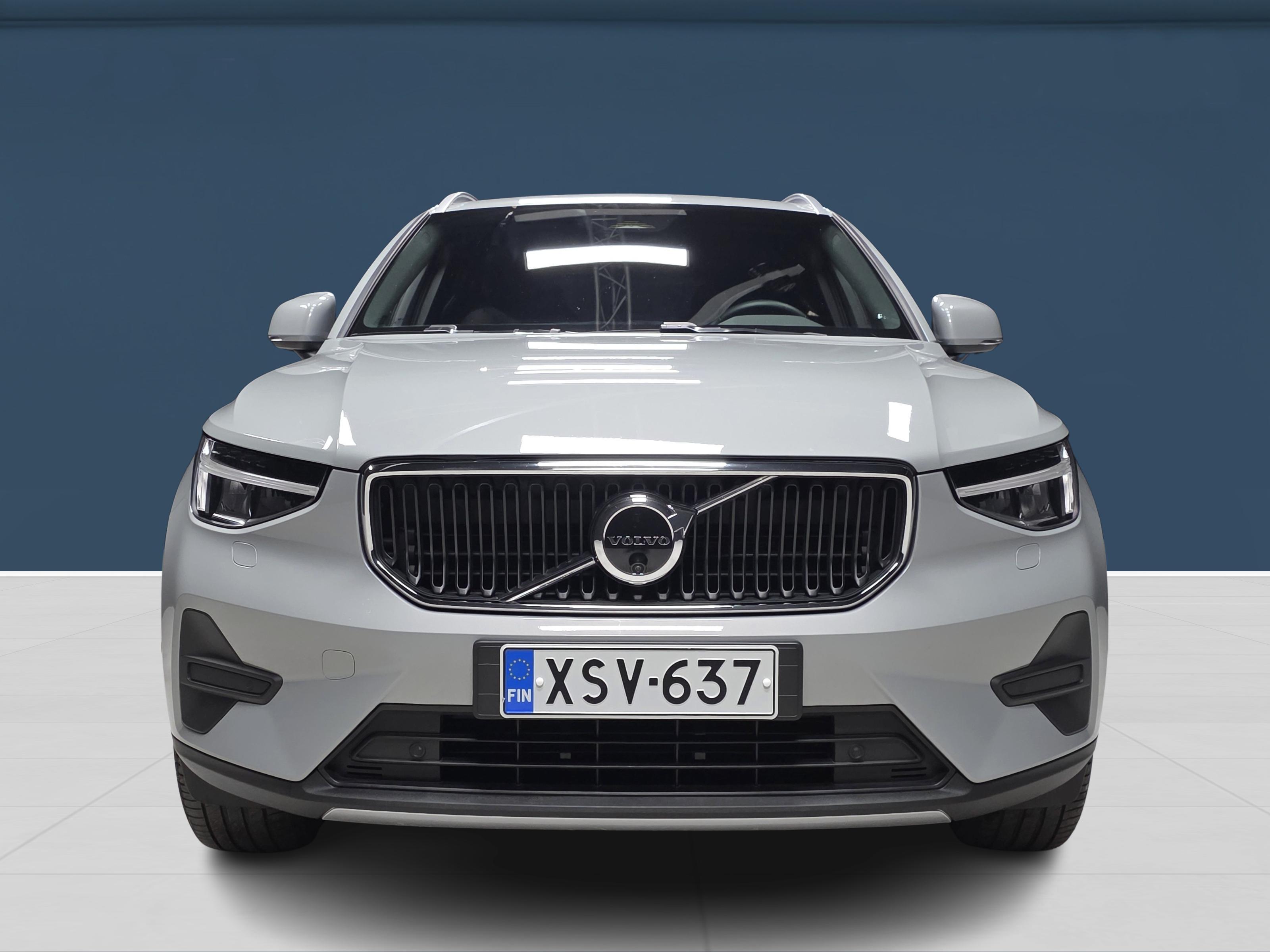 Volvo XC40 B3 MHEV Edition DCT aut 2025, kuva 2/16