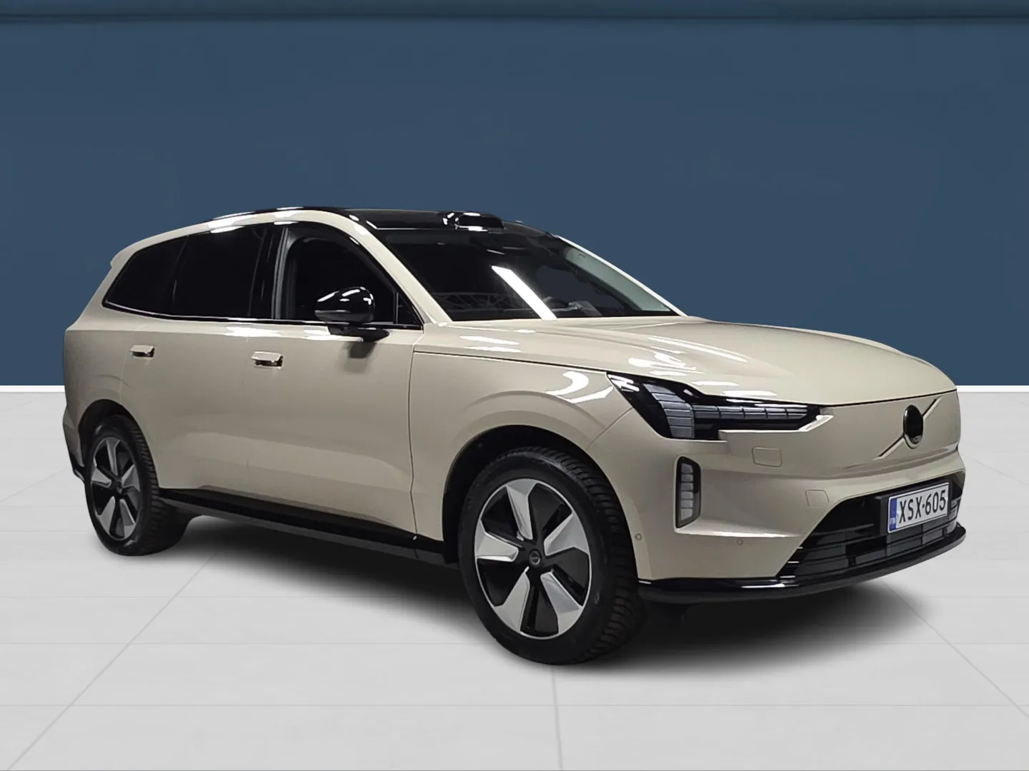 Autokuva 3 - XSX-605