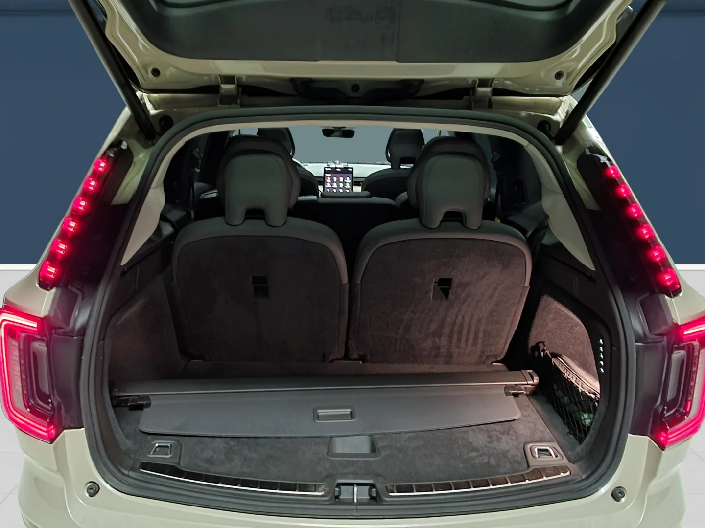 Autokuva 11 - XSX-605