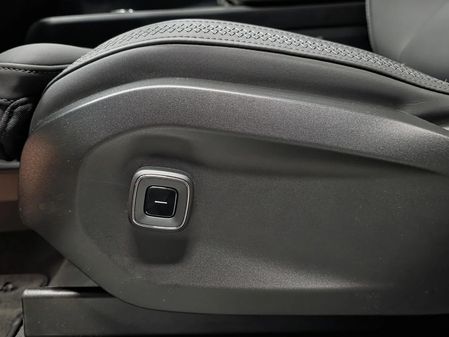 Autokuva 17 - XSX-605