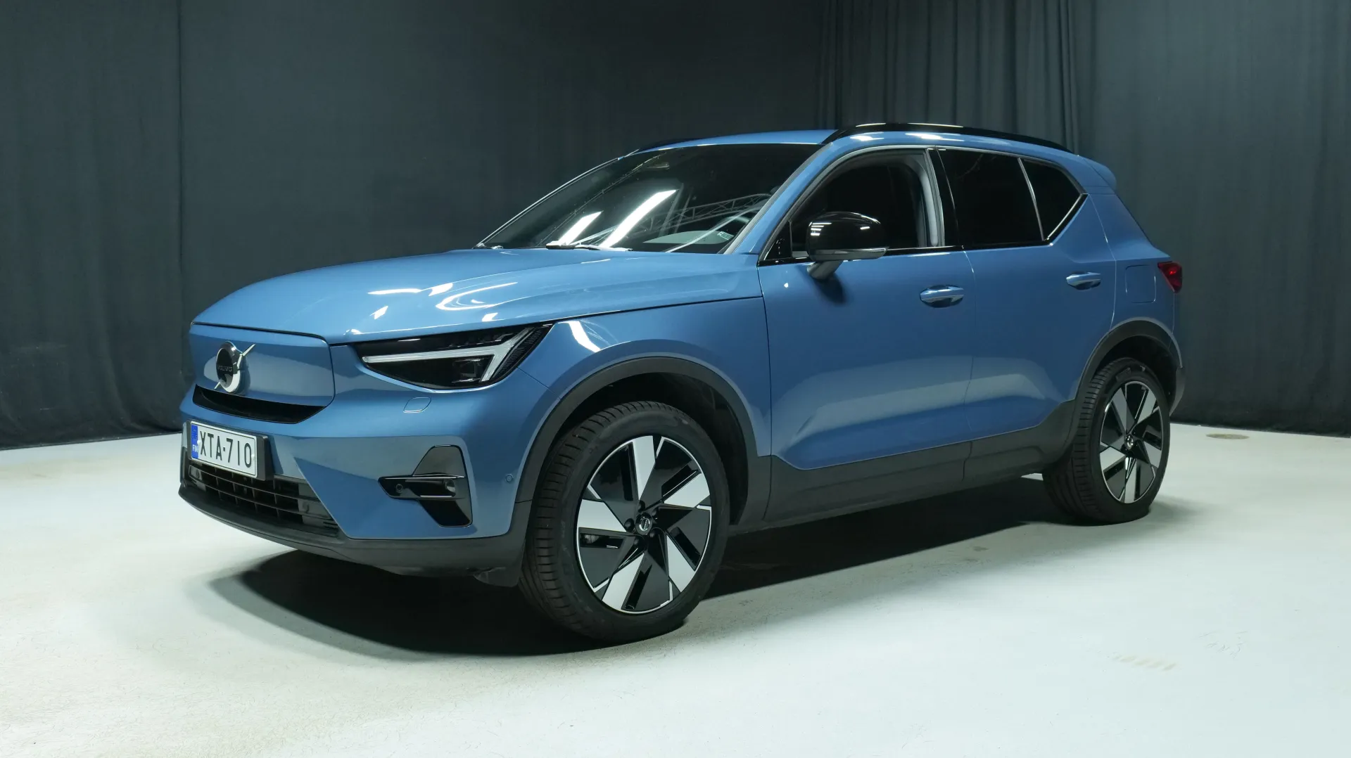 Autokuva 1 - XTA-710