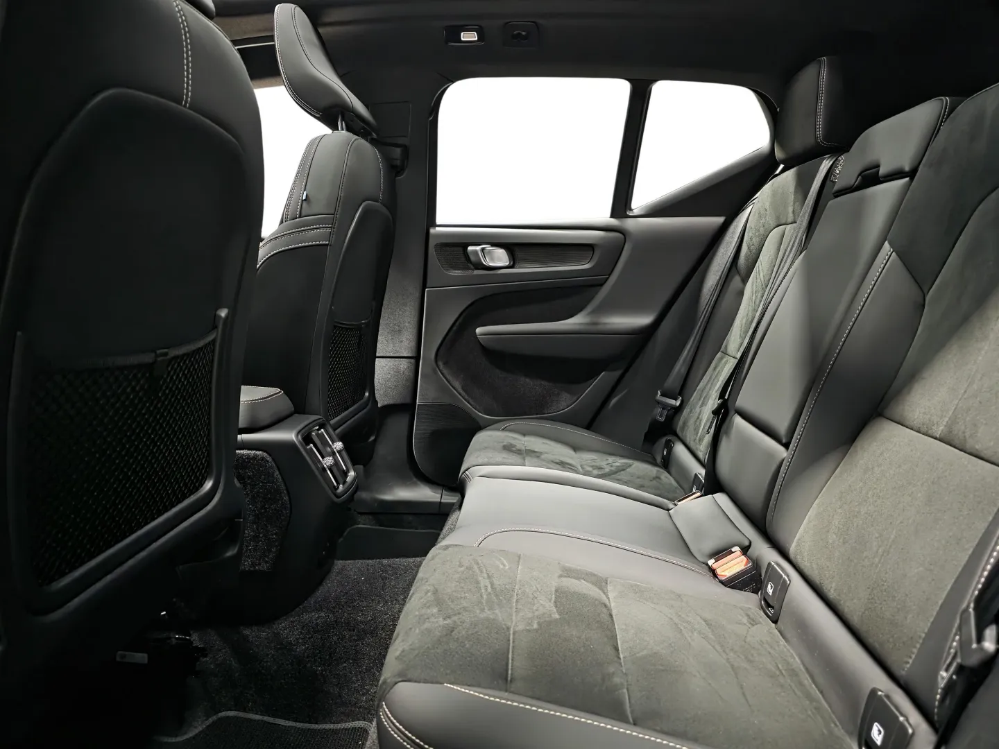 Autokuva 9 - XTA-727