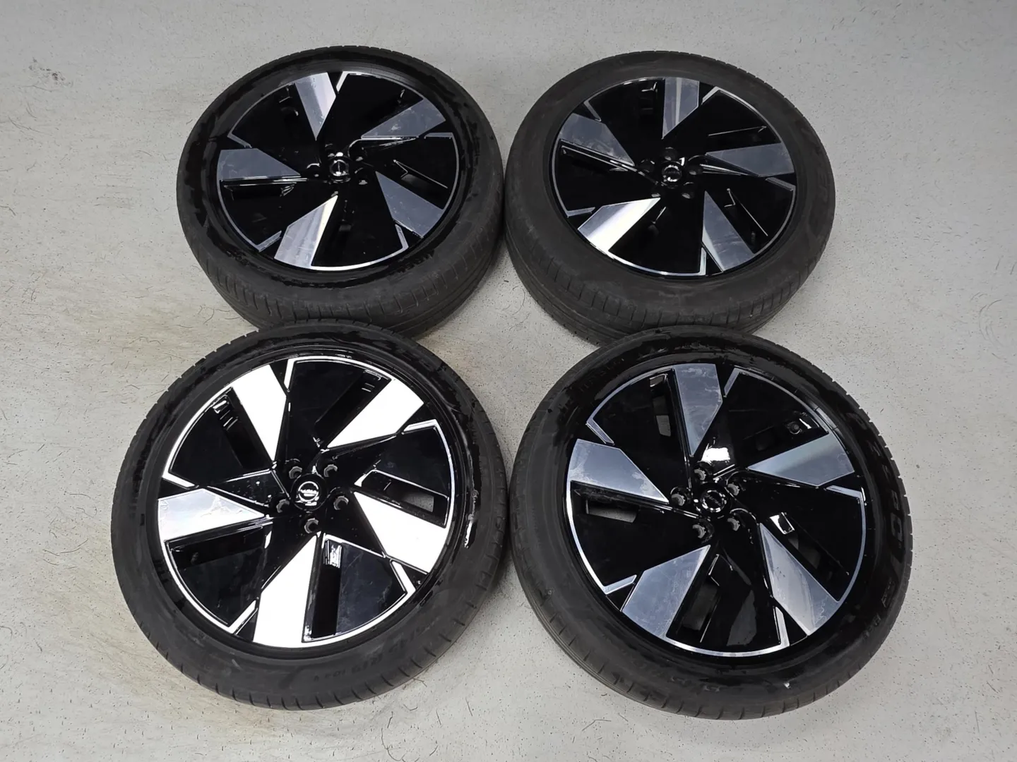 Autokuva 12 - XTA-727