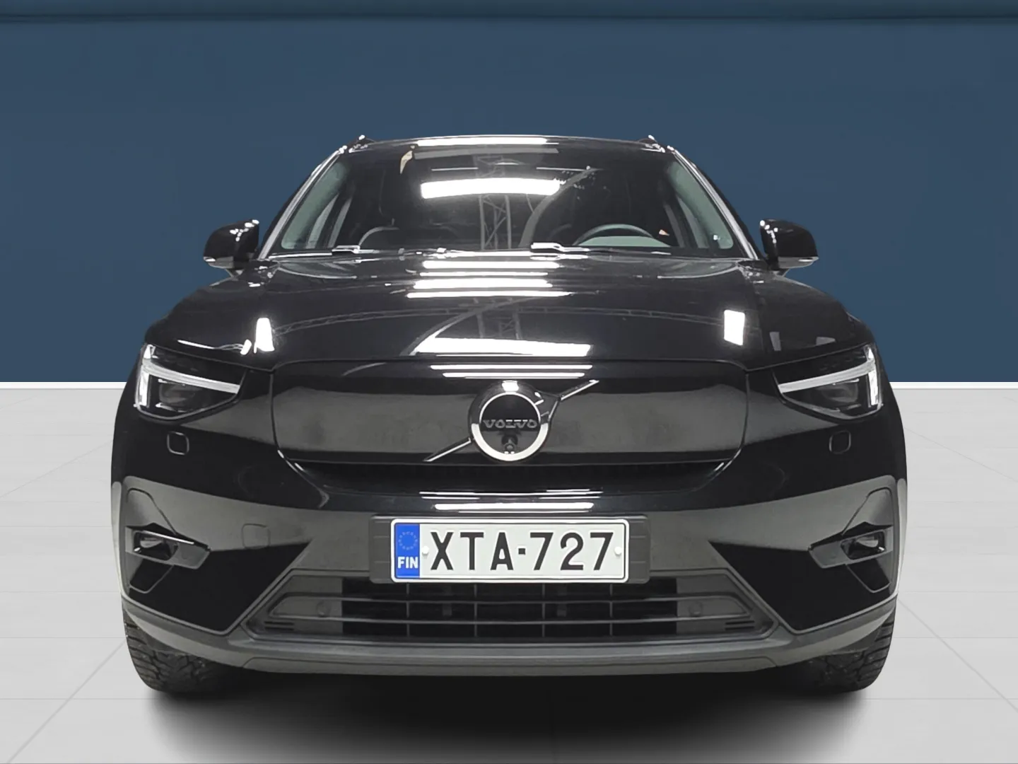 Autokuva 2 - XTA-727