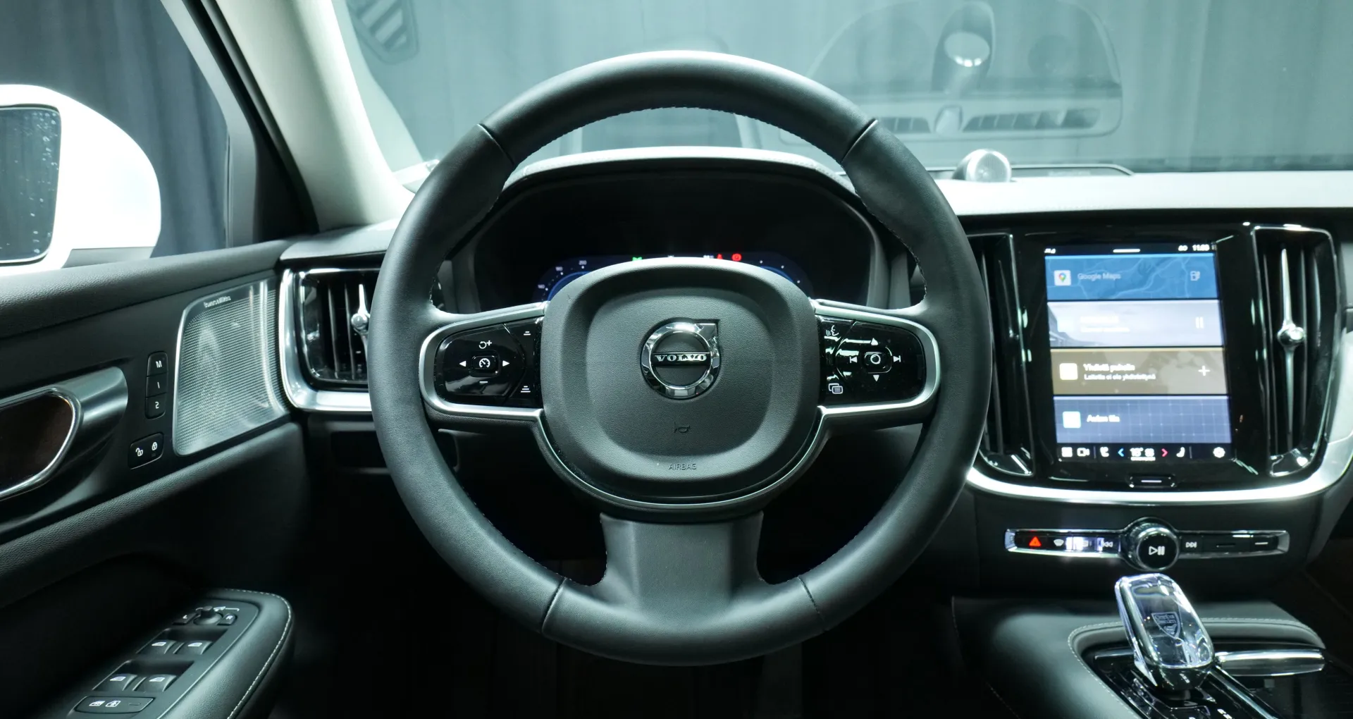 Autokuva 15 - XTE-744