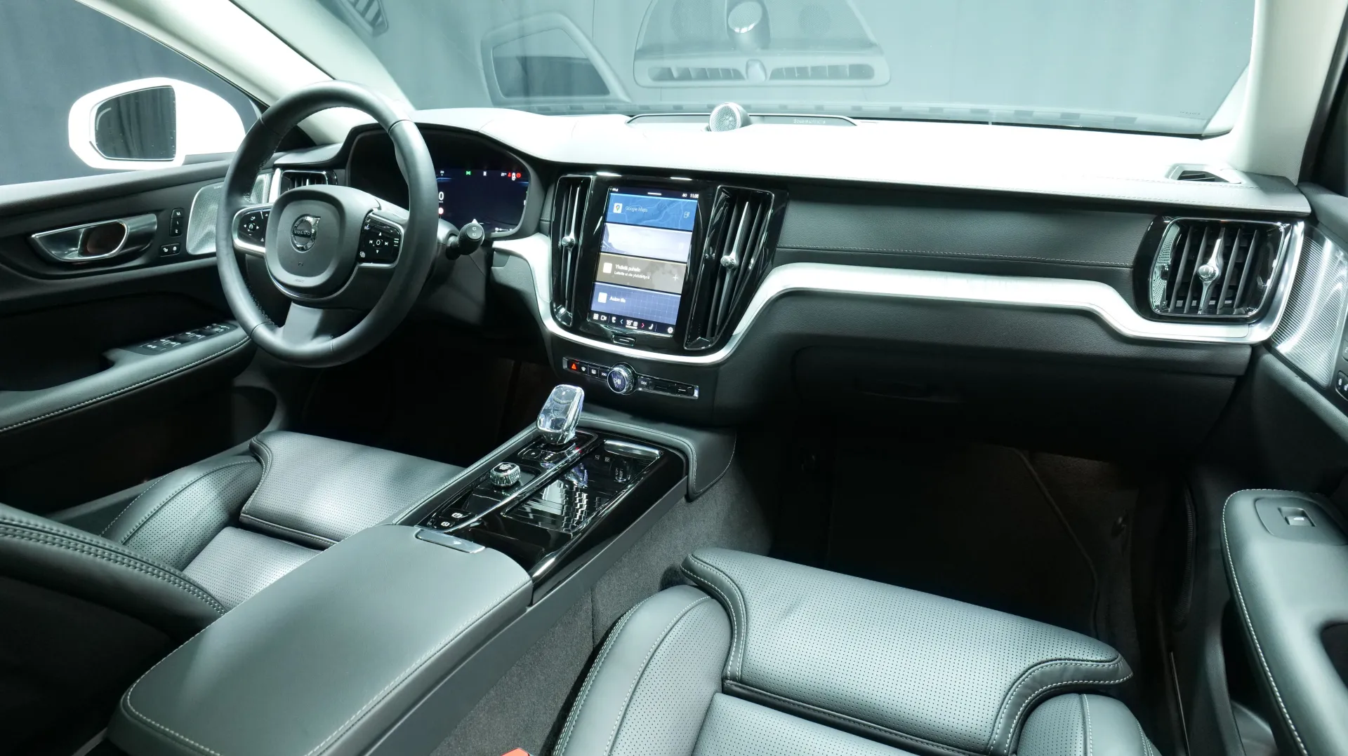 Autokuva 19 - XTE-744