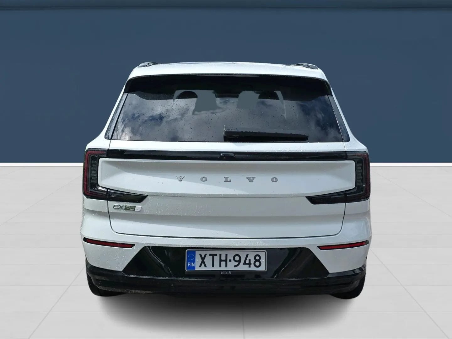 Autokuva 6 - XTH-948