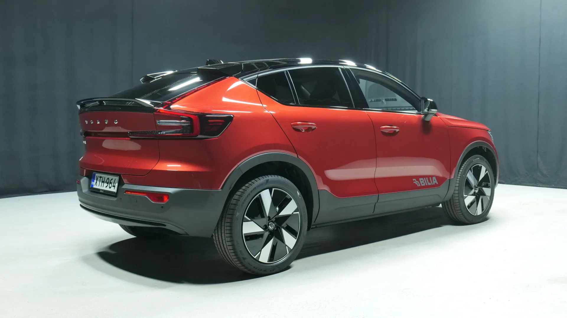 Autokuva 3 - XTH-964