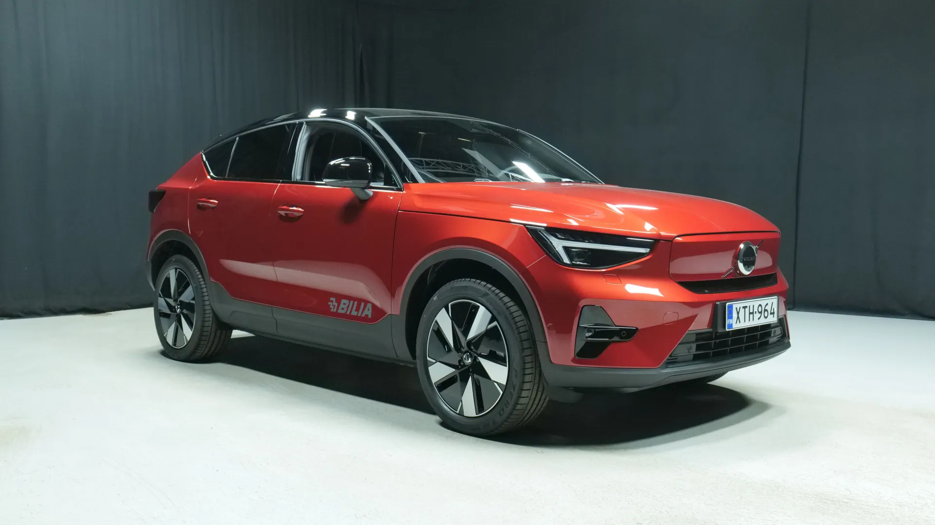 Autokuva 5 - XTH-964