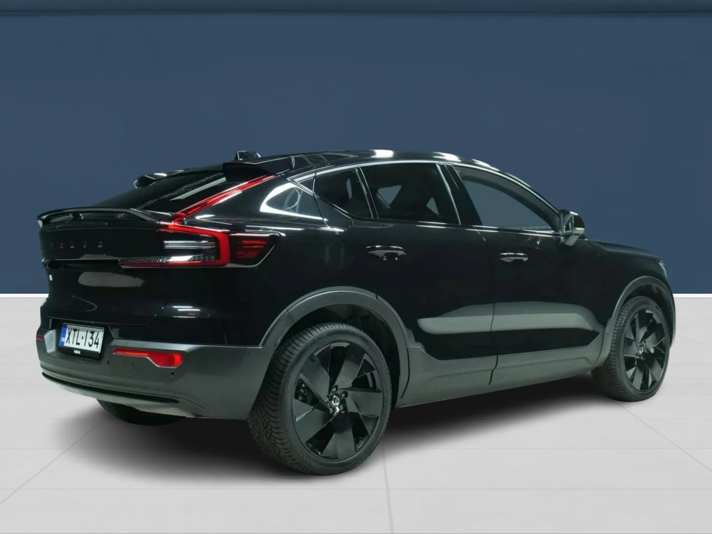 Autokuva 3 - XTL-134