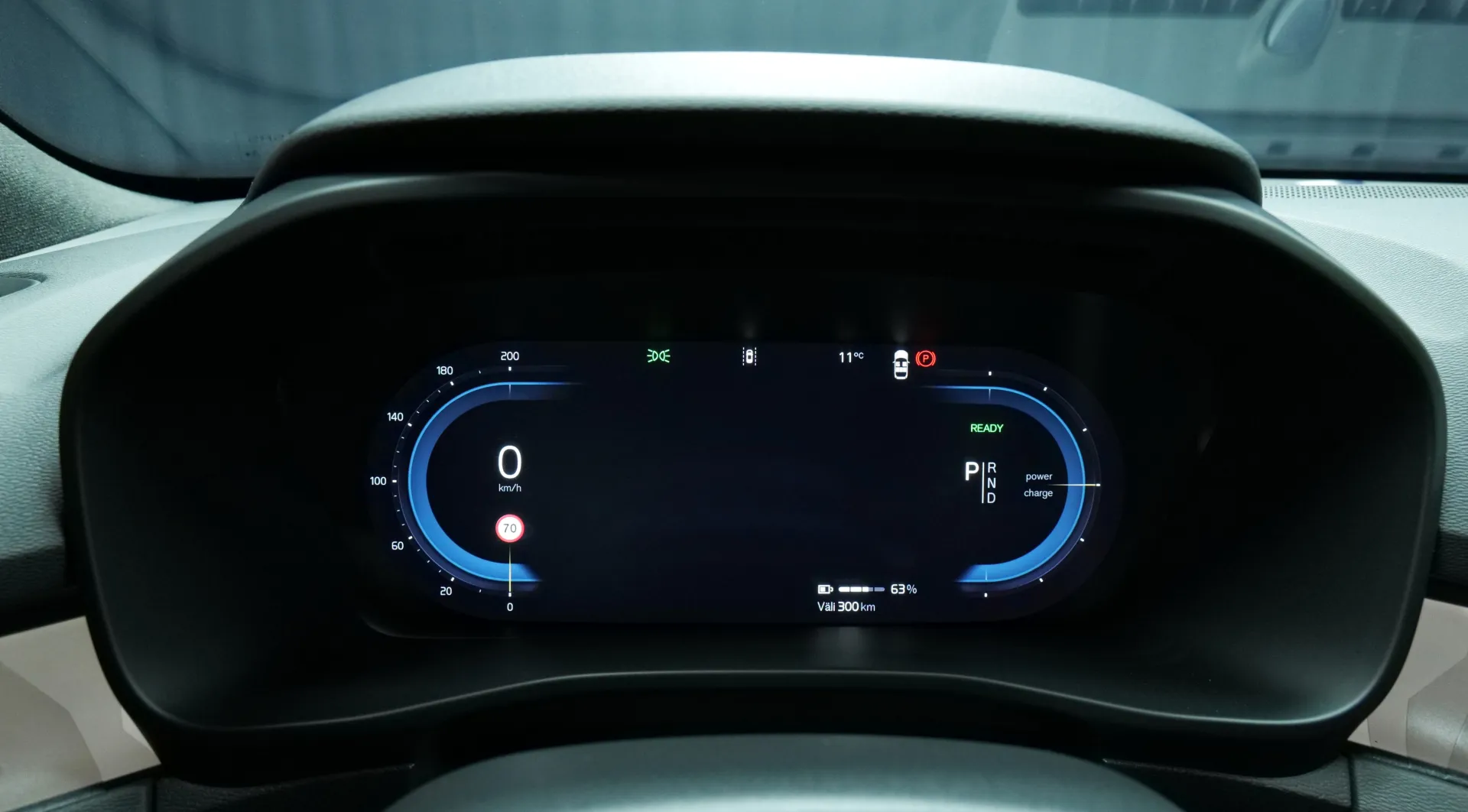 Autokuva 6 - XTL-134