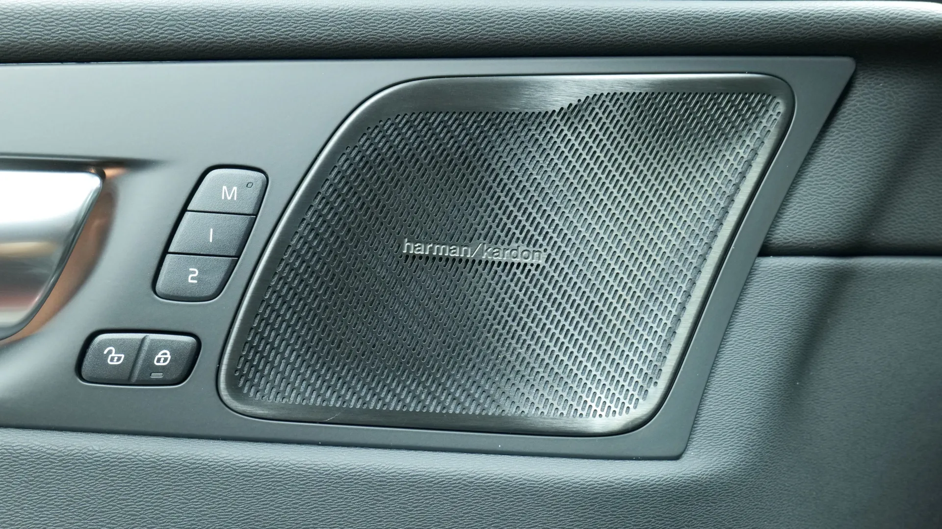 Autokuva 10 - XTL-765