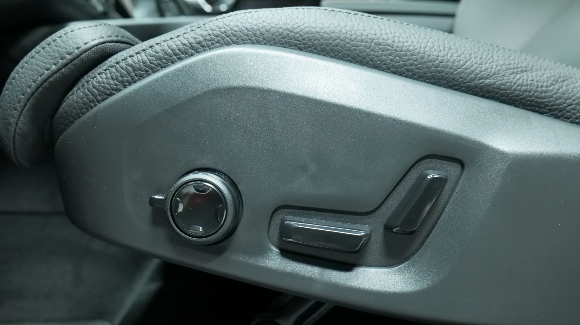 Autokuva 11 - XTL-765