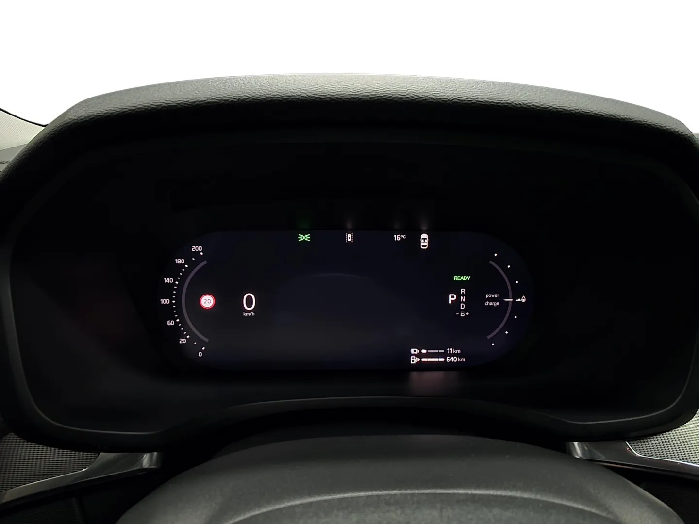 Autokuva 7 - XTM-310