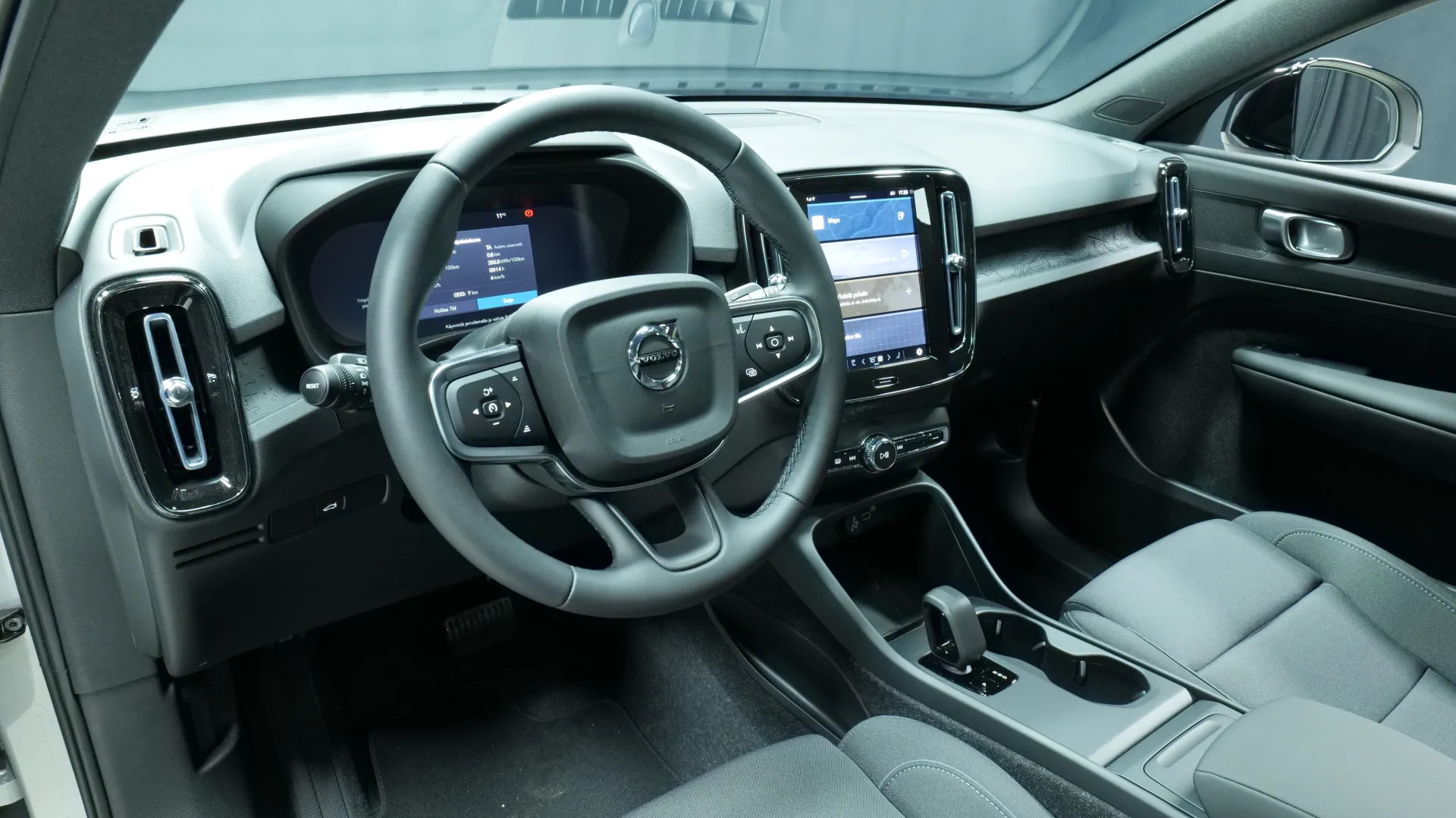 Autokuva 11 - XTM-898