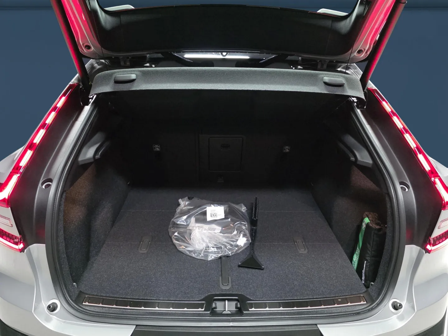 Autokuva 11 - XTM-898