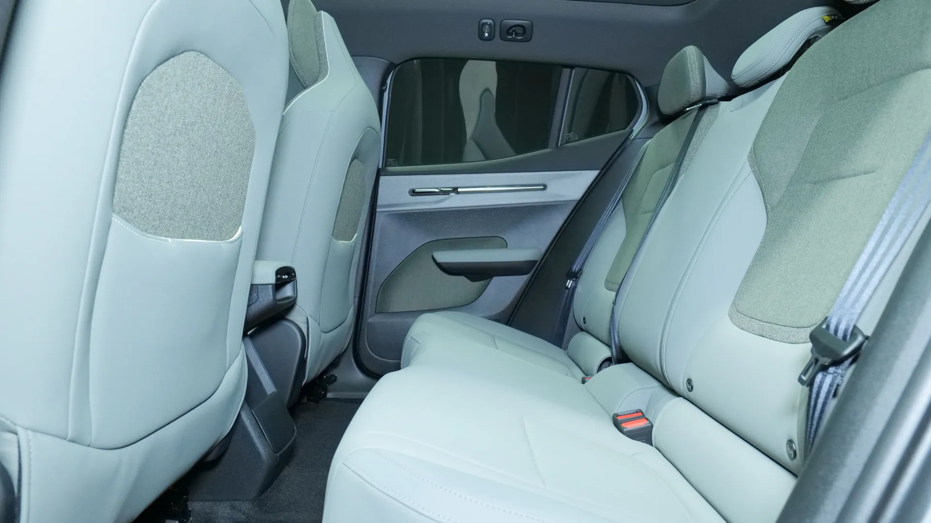 Autokuva 14 - XTM-907