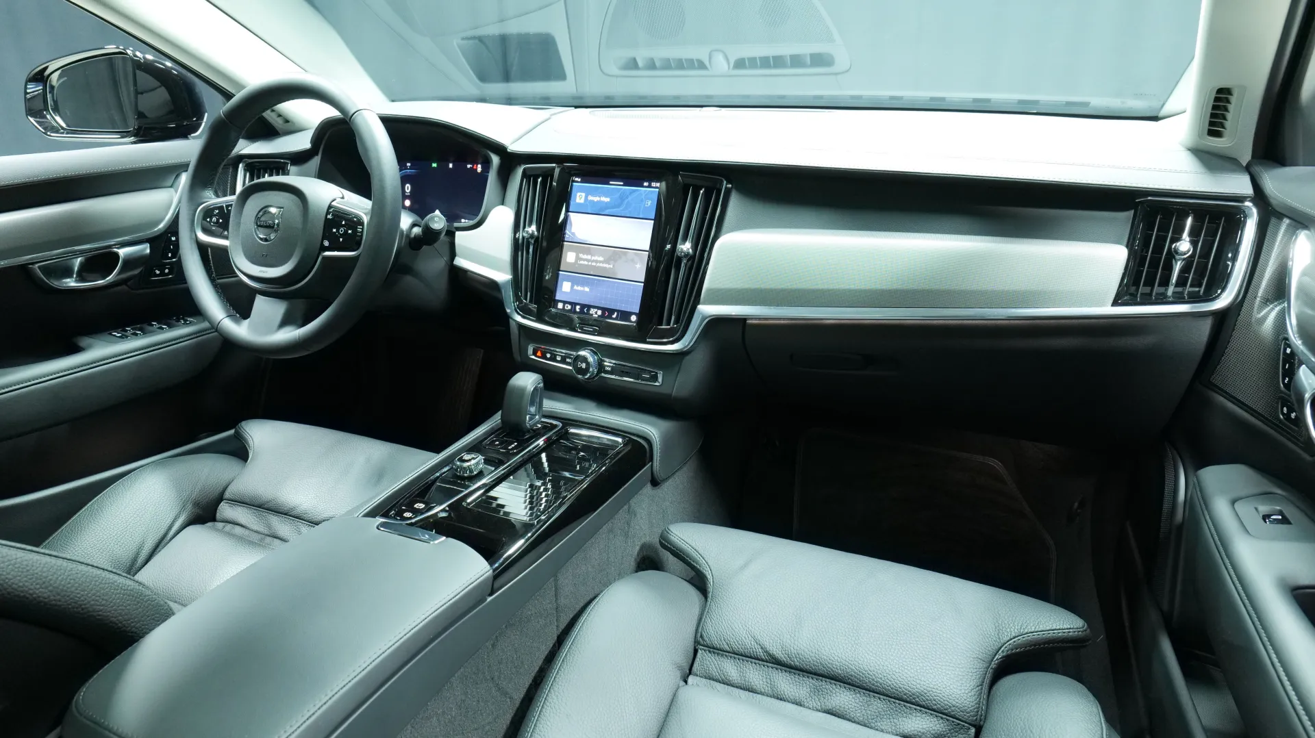 Autokuva 19 - XTM-934