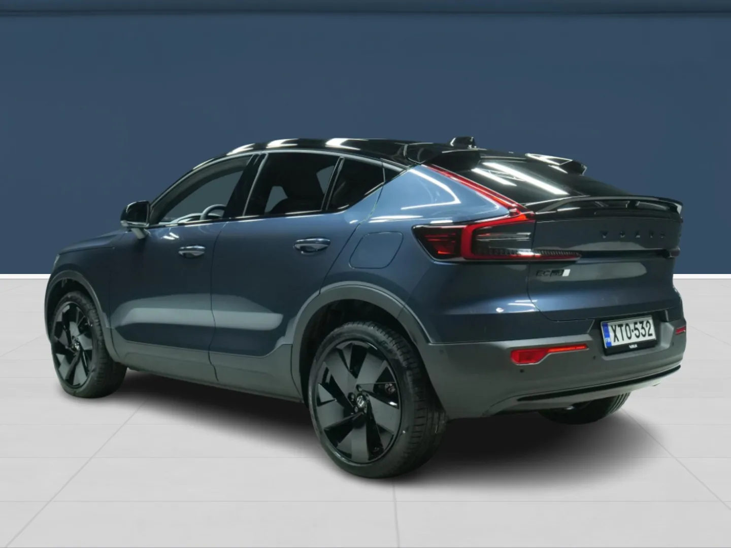 Autokuva 6 - XTO-532