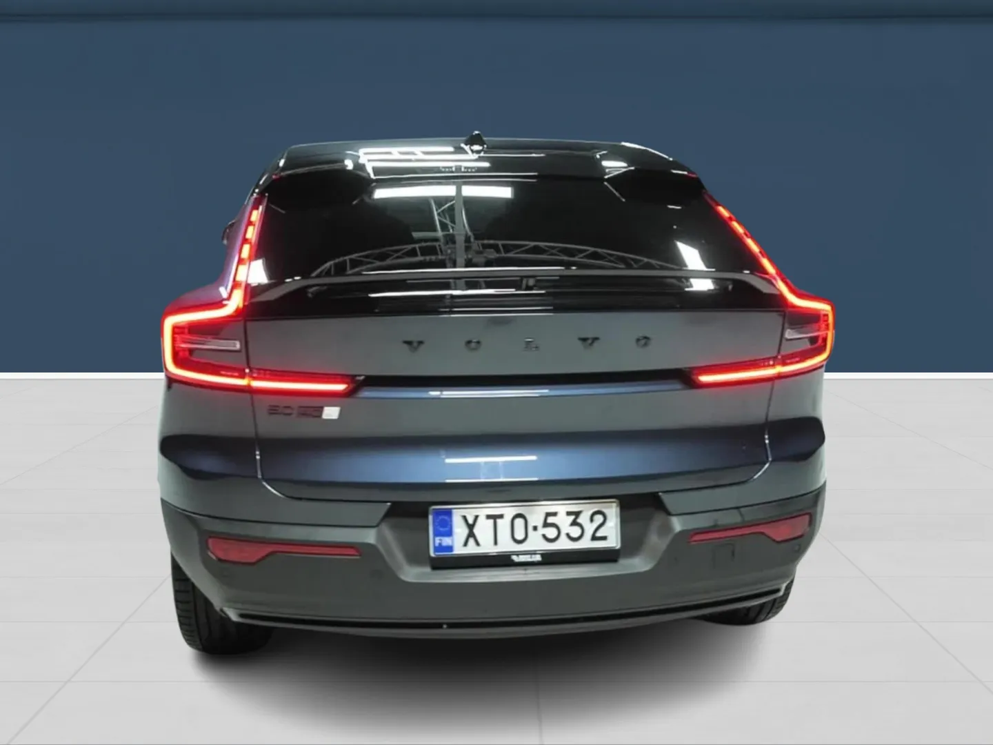 Autokuva 5 - XTO-532