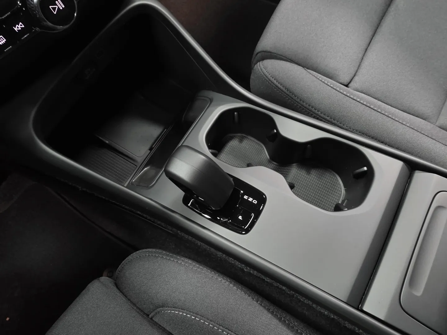 Autokuva 13 - XTO-534