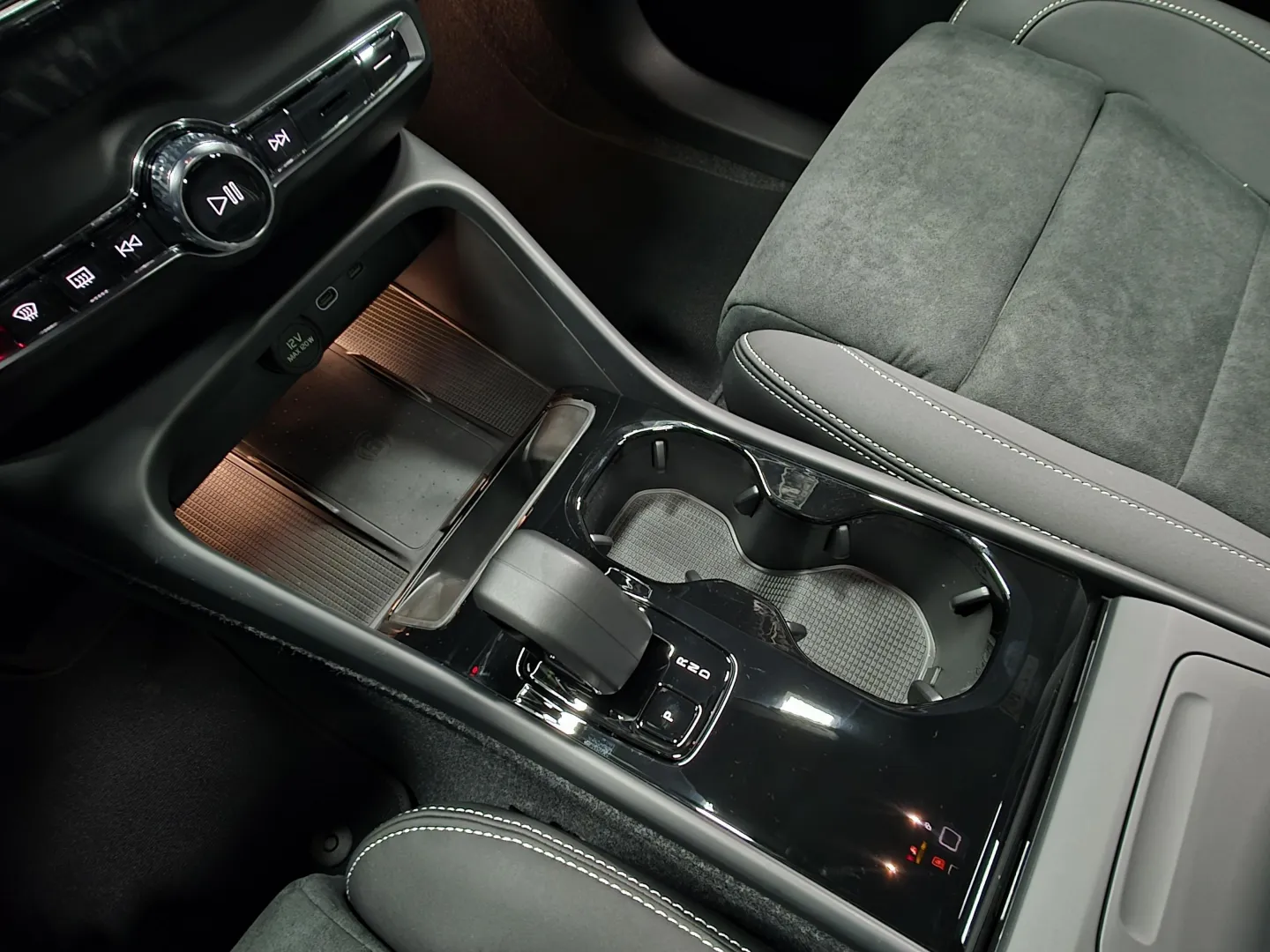 Autokuva 13 - XTR-350