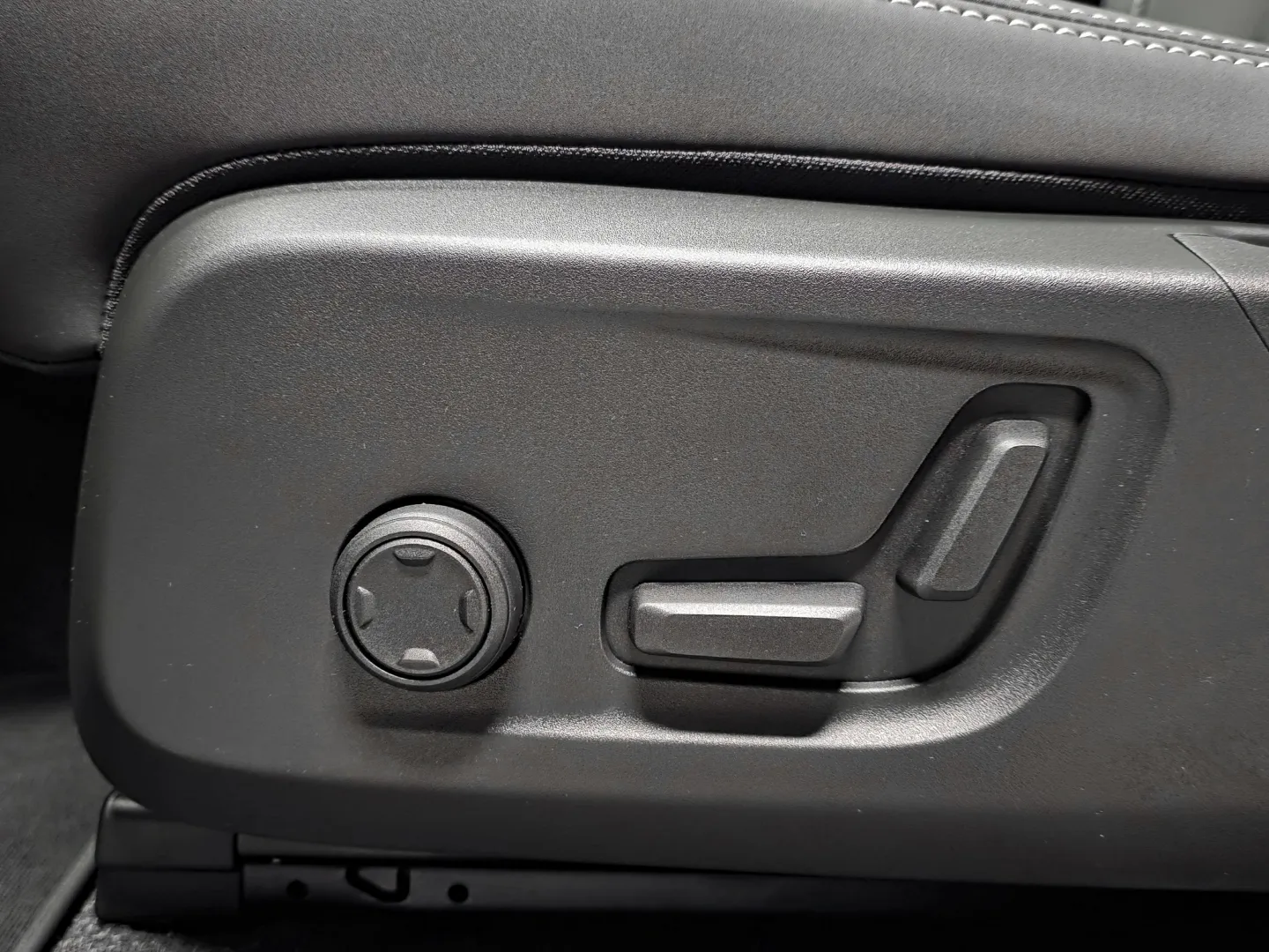 Autokuva 15 - XTT-228