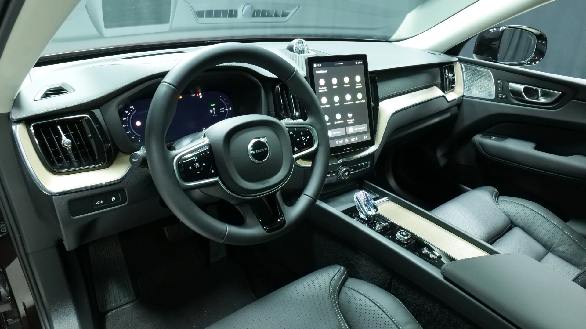 Autokuva 13 - XUZ-782